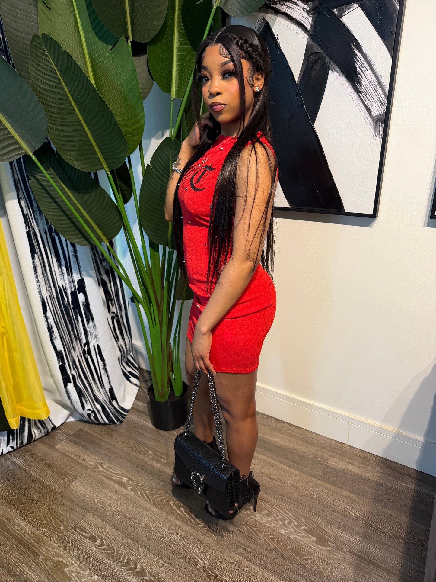 “Hot Dress”