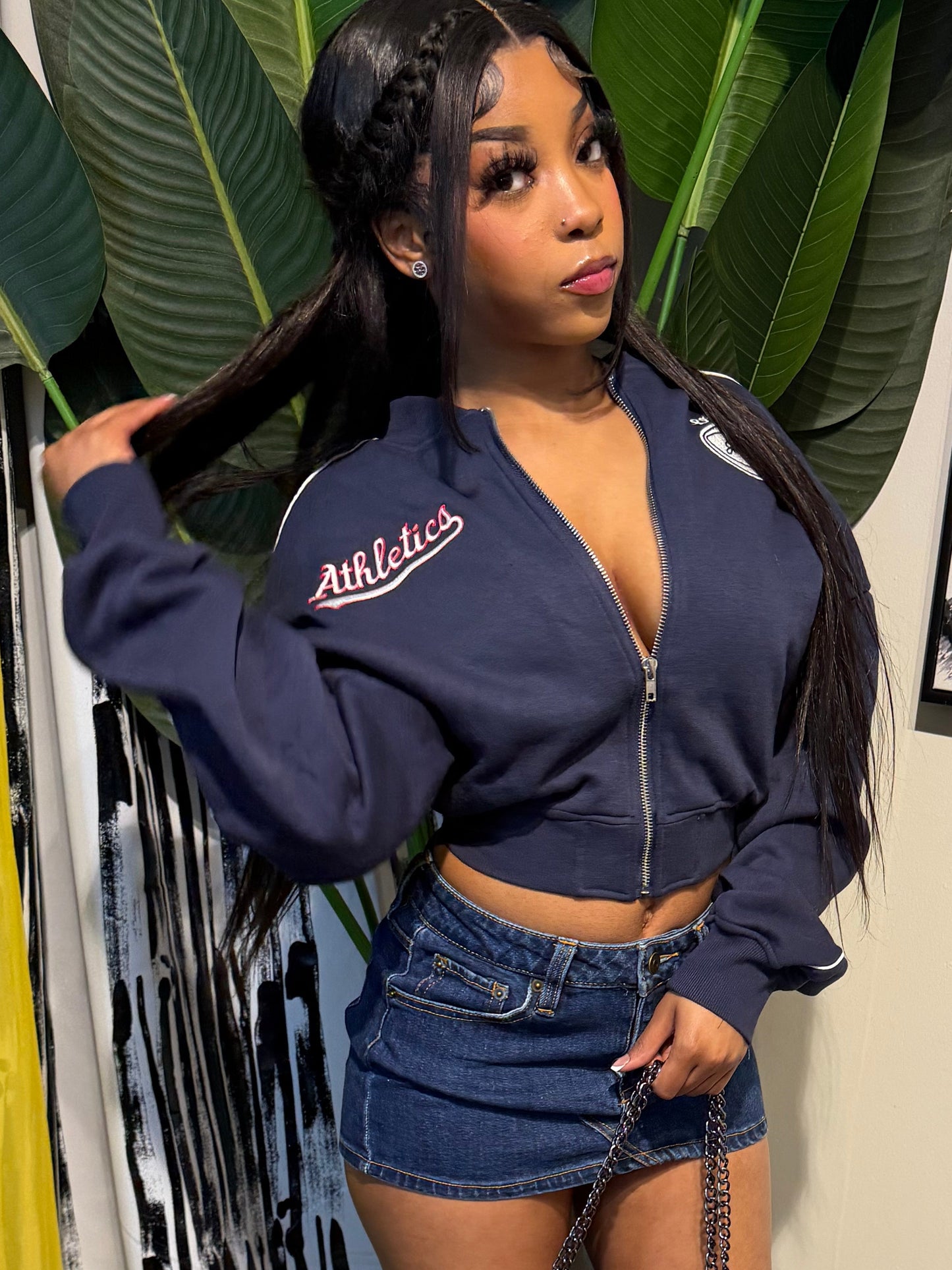 “Sporty Crop Jacket”